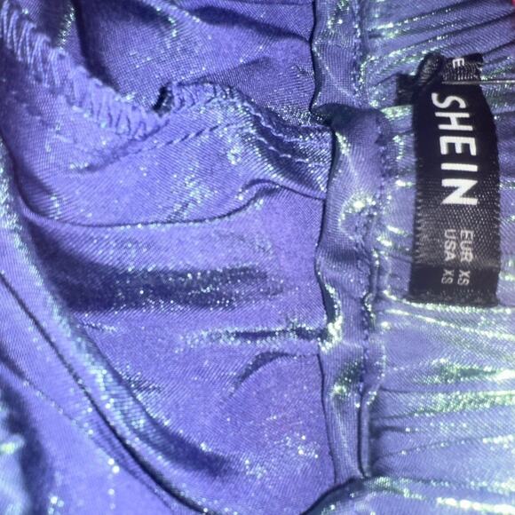 Holographic Shorts - Picture 3 of 7